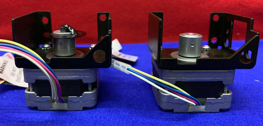1 LOT QTY 2 - SHINANO KENSHI STEPPER MOTOR STH-39C016