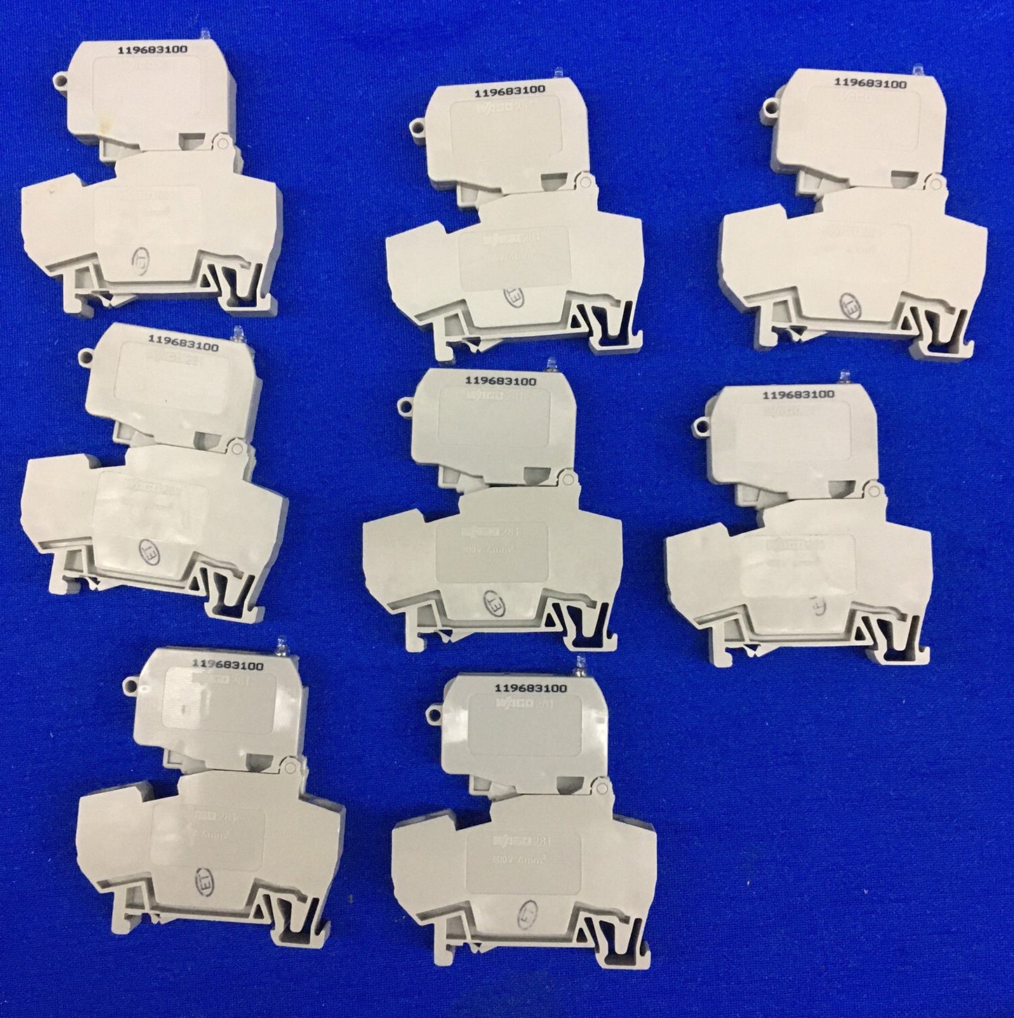 1 LOT ANZAHL VON 8 WAGO 281-611/281-418 281611281418 2-LEITER-SICHERUNGSKLEMMENBLOCK