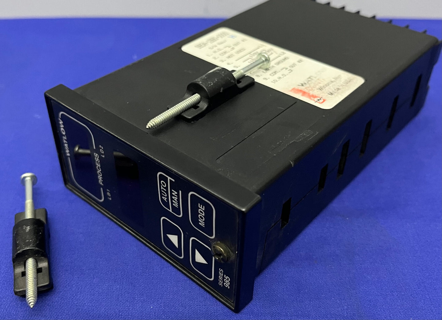 CONTROLADOR DE TEMPERATURA WATLOW SERIE 985 / 985A-1BB0-0000 REV H