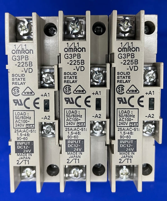 OMRON G3PB-225B-VD SOLID STATE RELAY INPUT DC12-24V (Only 2 Covers) 1 LOT QTY 3