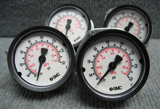 QTY OF 4 SMC PNEUMATIC GAUGES 0-160PSI 0-1.1 MPa
