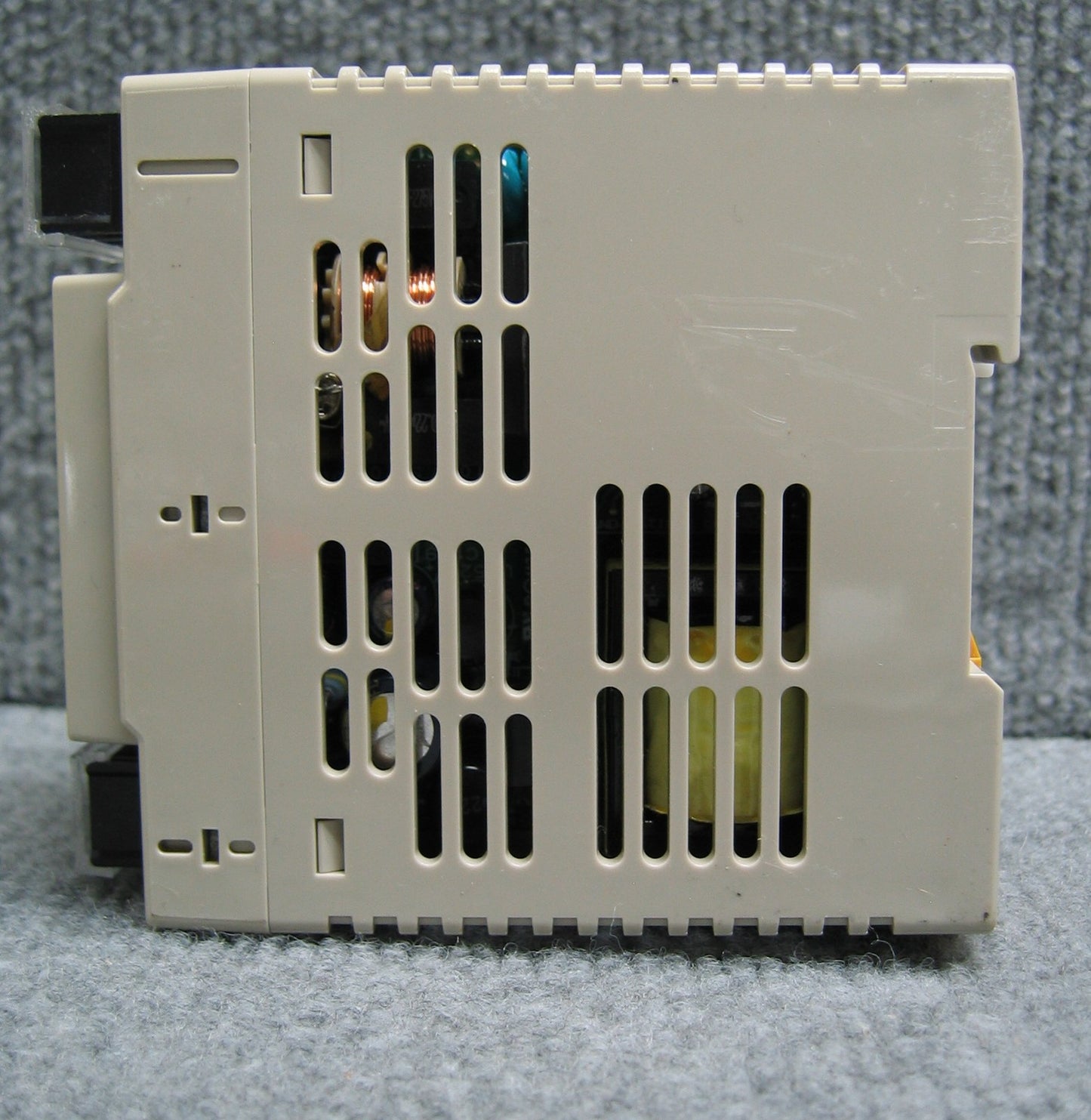 OMRON S8VS-06024 NETZTEIL