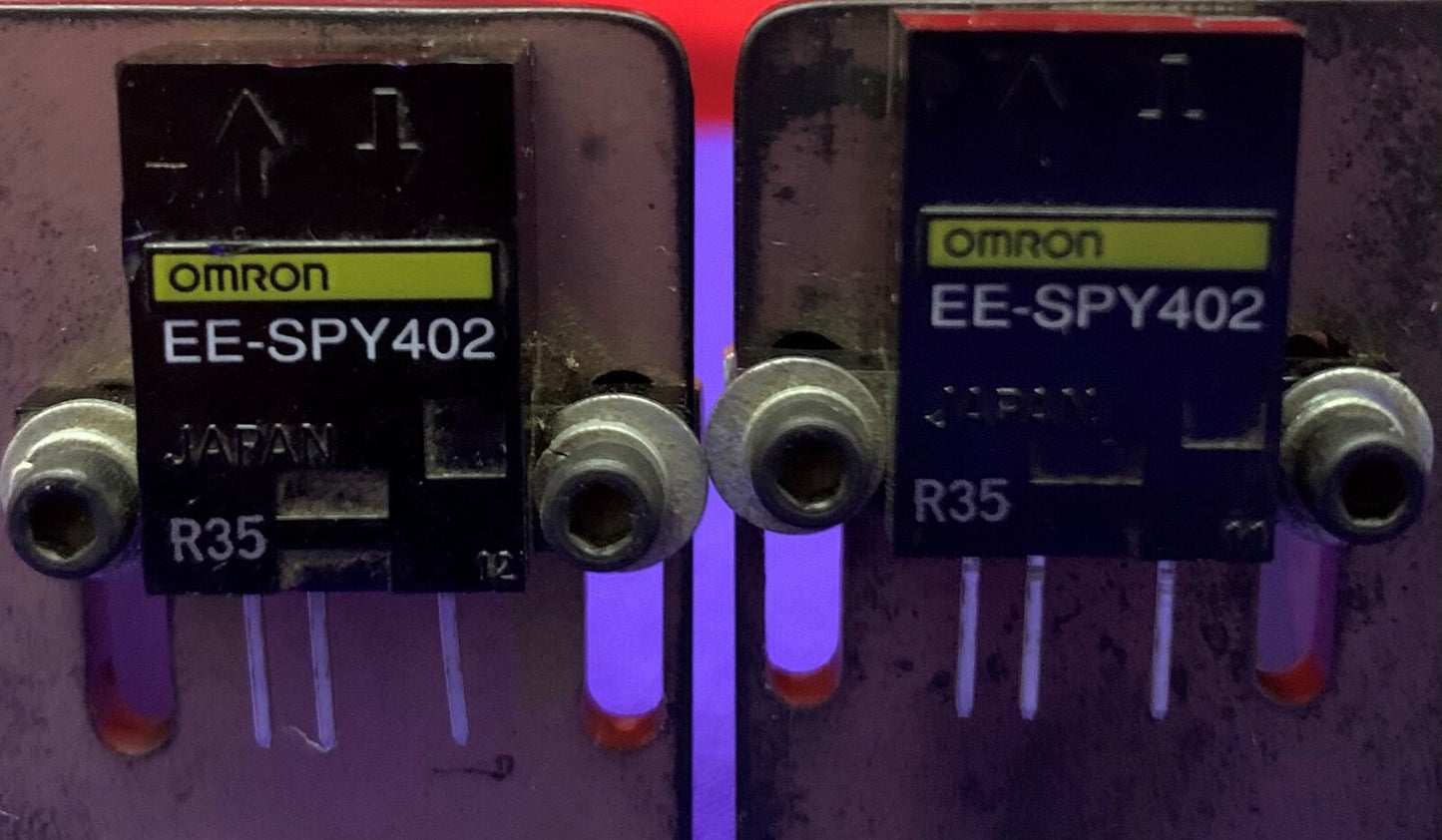 1 Lot Qty of 2 - Omron EE-SPY402 / EESPY402 Photo Microsensor