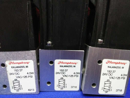 1 LOT QTY 3 HUMPHREY 153-37-24VDC 153 37 24VDC PNEUMATIC DIRECTIONAL 3-WAY VALVE