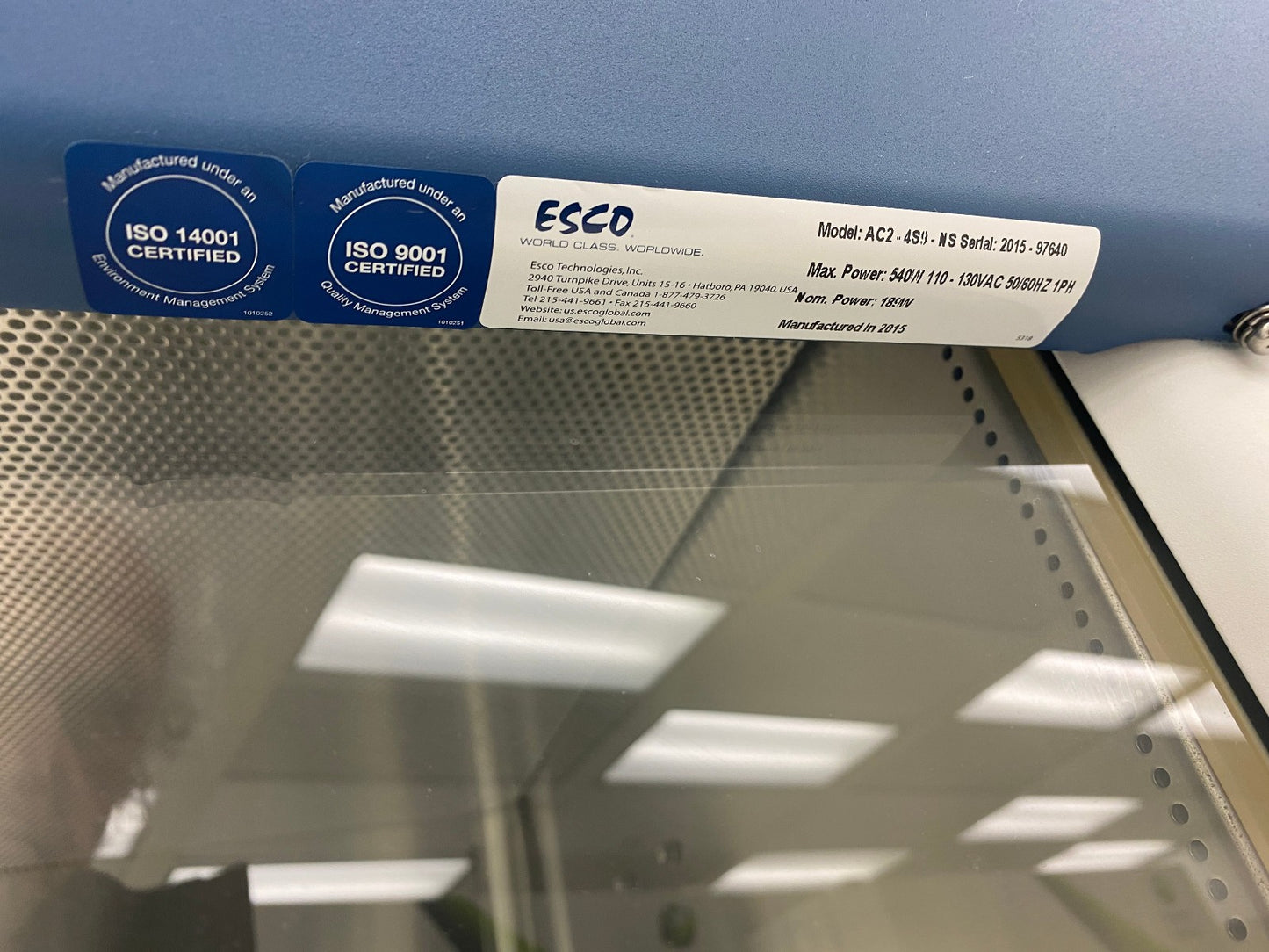 ESCO 4' CLASS II BSC AIRSTREAM BIO HOOD Hepa Bench