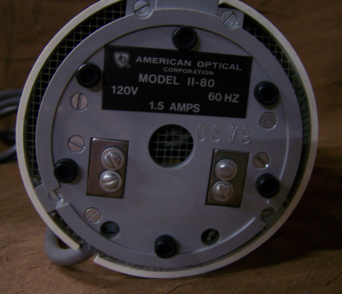 AMERIKANISCHER OPTISCHER BELEUCHTER, MODELL 11-80, 120 V, 60 HZ, 1,5 AMP