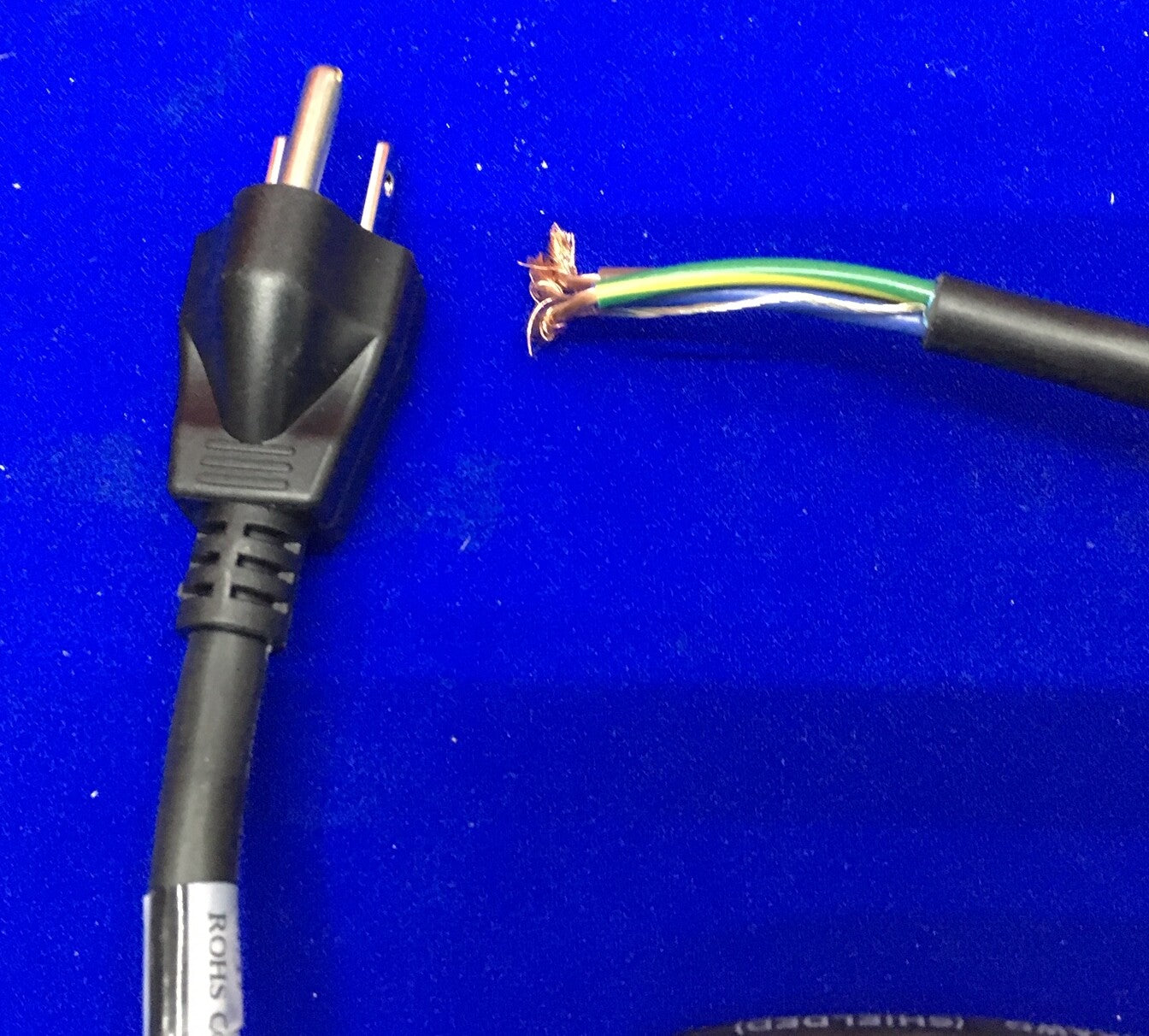 QTY 4 - VOLEX POWER CORD PRODUCTS 17615 10 B1 POWER CORDS