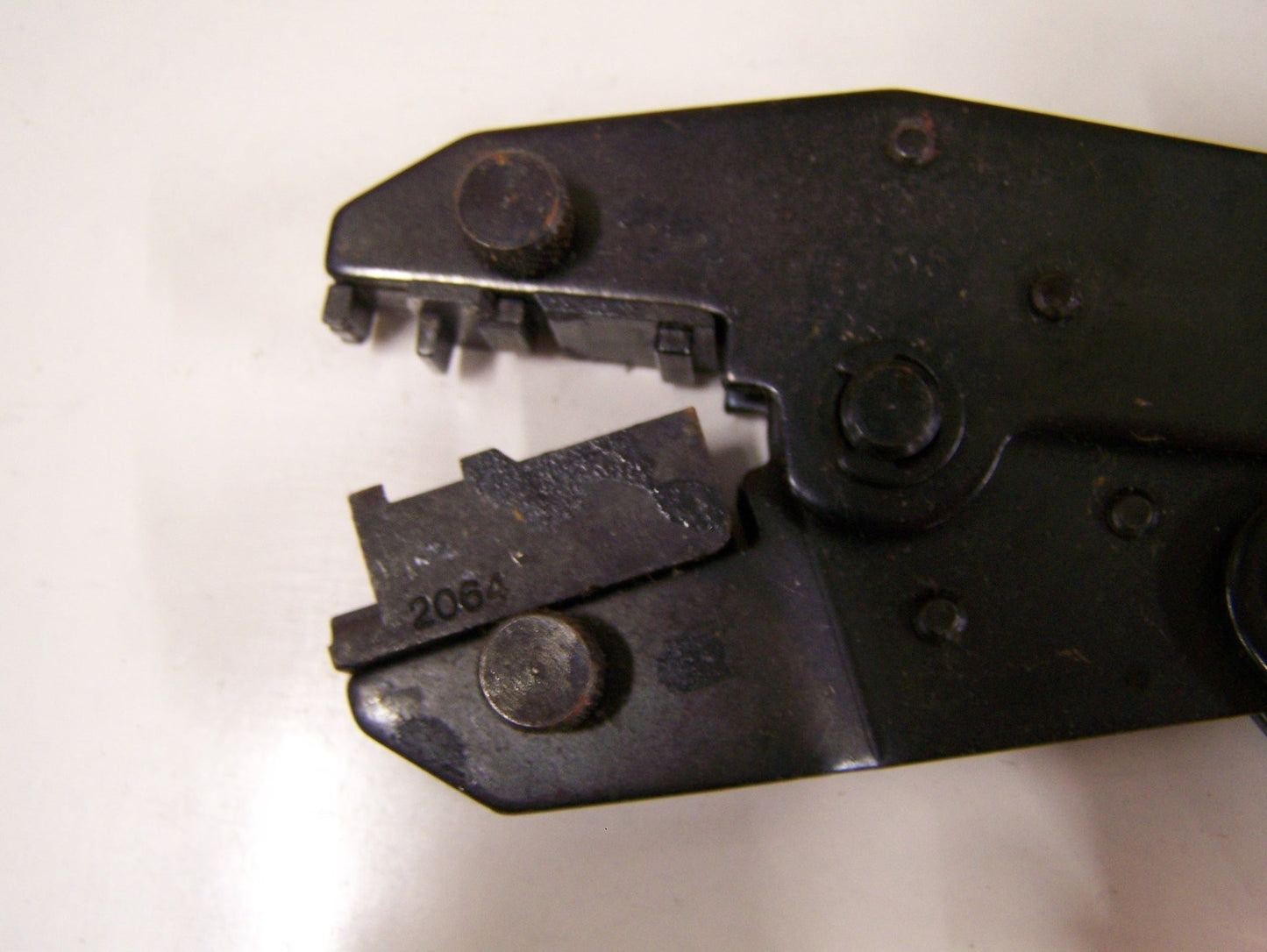 J45 NETWORK AND CAT 5 WIRE TERMINAL CRIMPER, JAW # 2064 MFG UNKNOWN