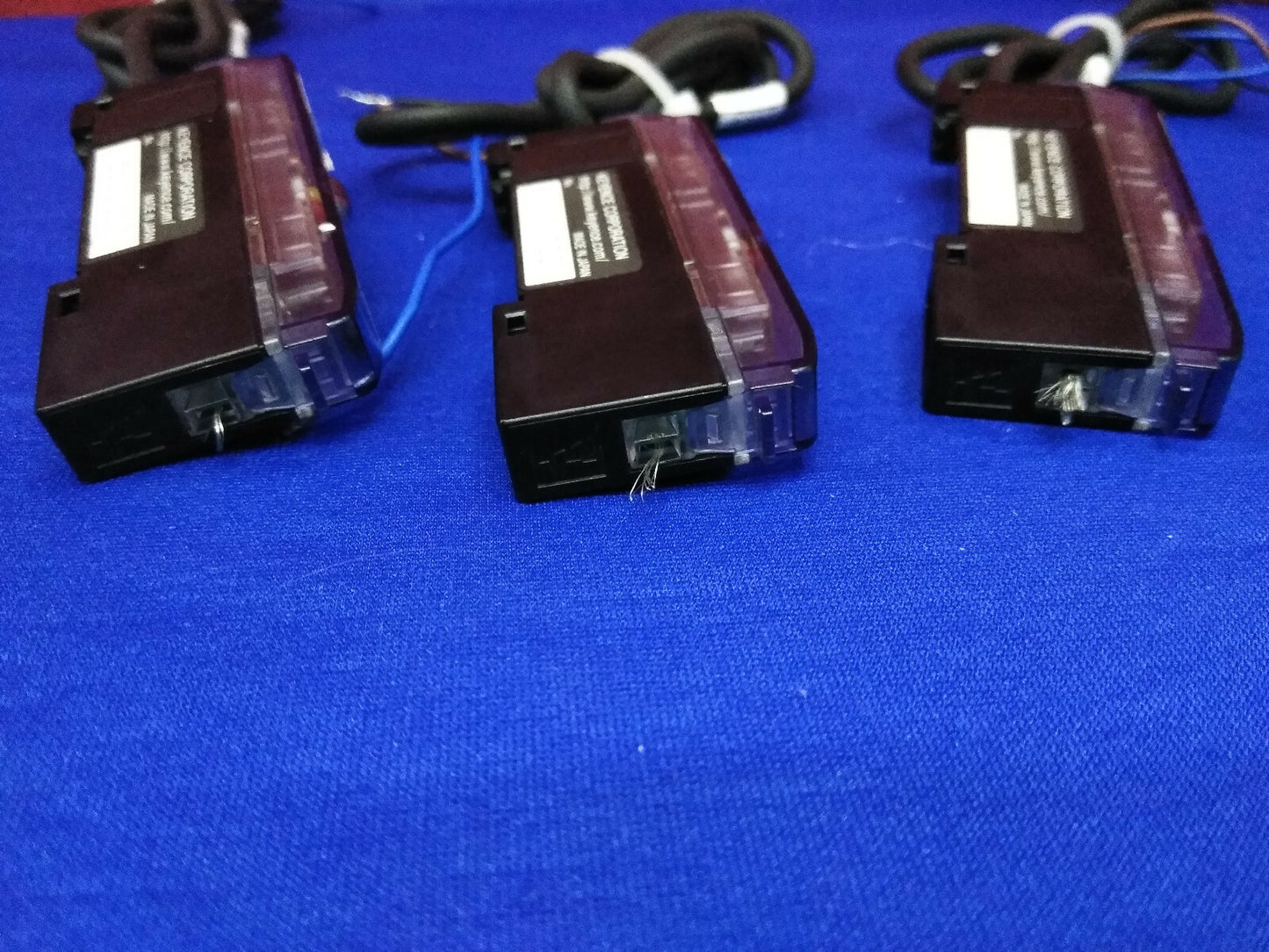 1 LOT QTY OF 3 - KEYENCE ES-M1 PROXIMITY SWITCH AMPLIFIER