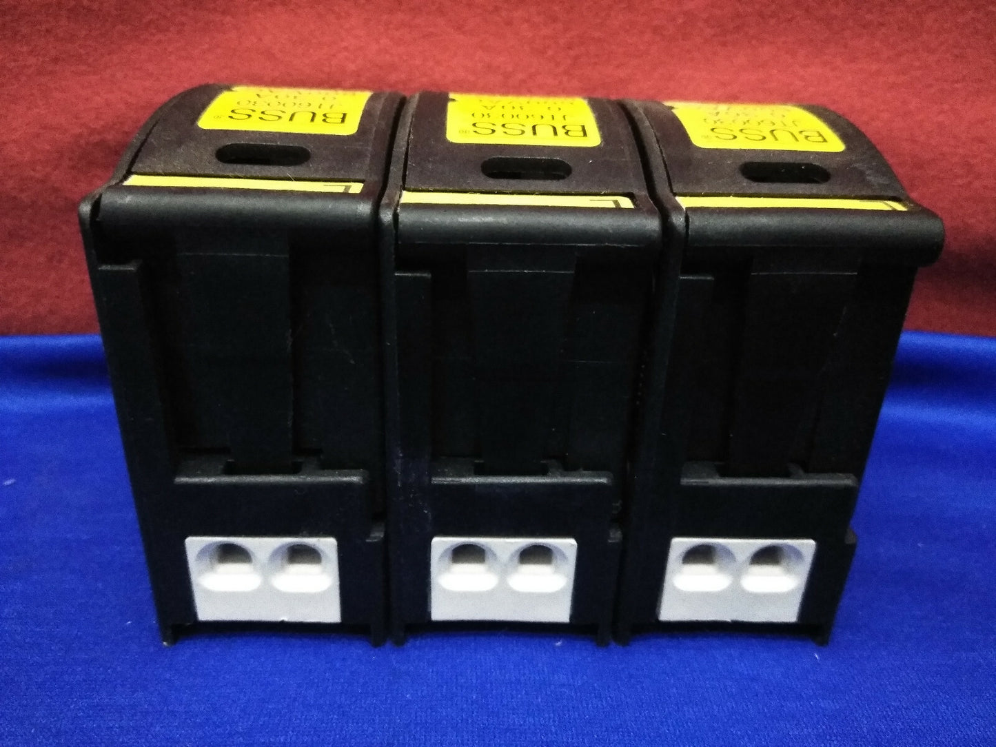 BUSS JT60030 0-30 A 600 VAC FUSE HOLDERS