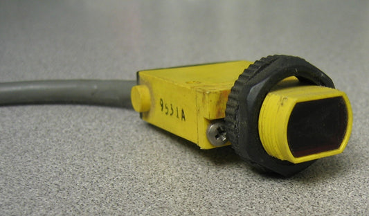 BANNER ENGINEERING EMITTER SM31R MINI-BEAM