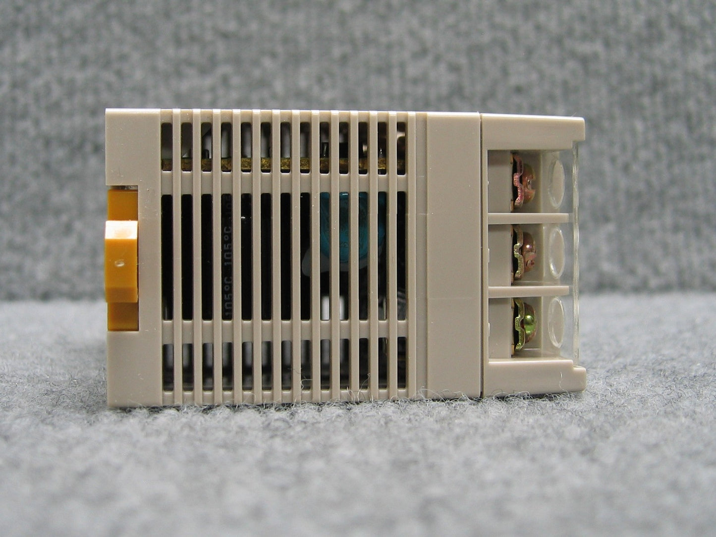 NEW OMRON S82K-00705 LOT NO. 0335 POWER SUPPLY