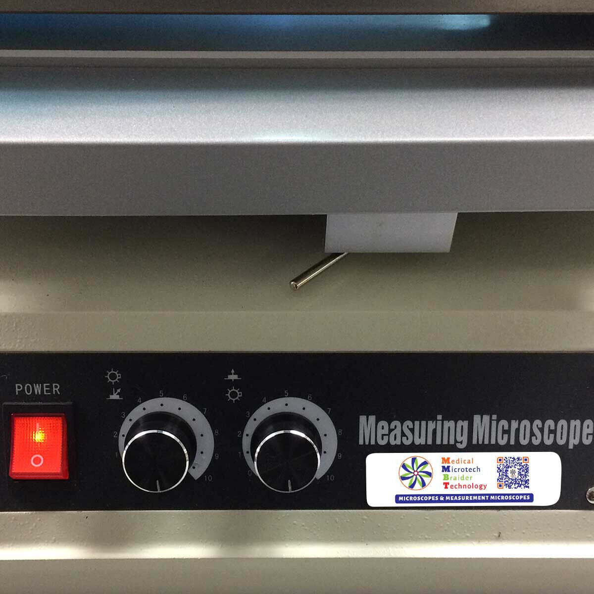 mmbt-800-xyz-toolscope-close-up-base-backlight-toplight-knobs