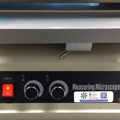 mmbt-800-xyz-toolscope-close-up-base-backlight-toplight-knobs