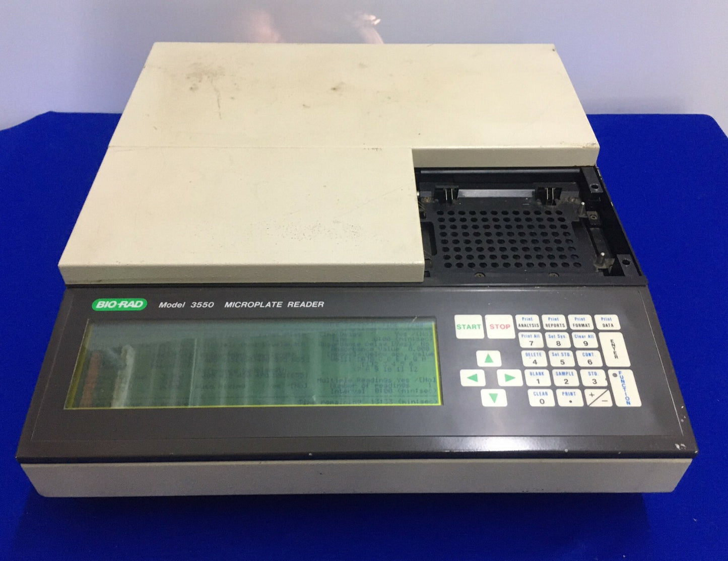 PIÈCES/RÉPARATION LECTEUR DE MICROPLAQUES BIO-RAD 3550 110/120 VCA 2 A 50/60 Hz