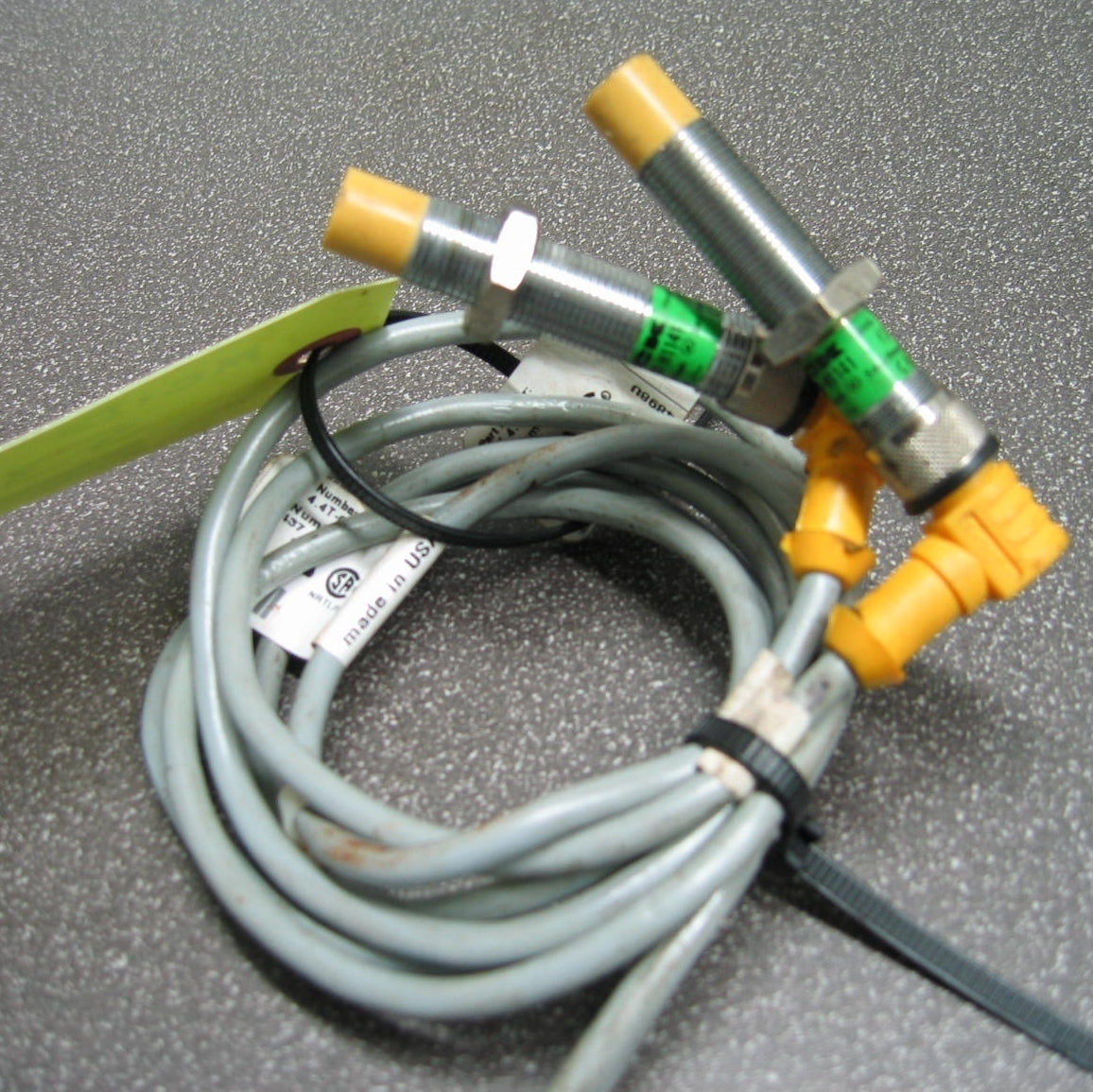 SENSORES DE PROXIMIDAD TURCK N18UM12-AP4X-H1141 CON CABLE DE 6,5 VCC CANTIDAD 2 