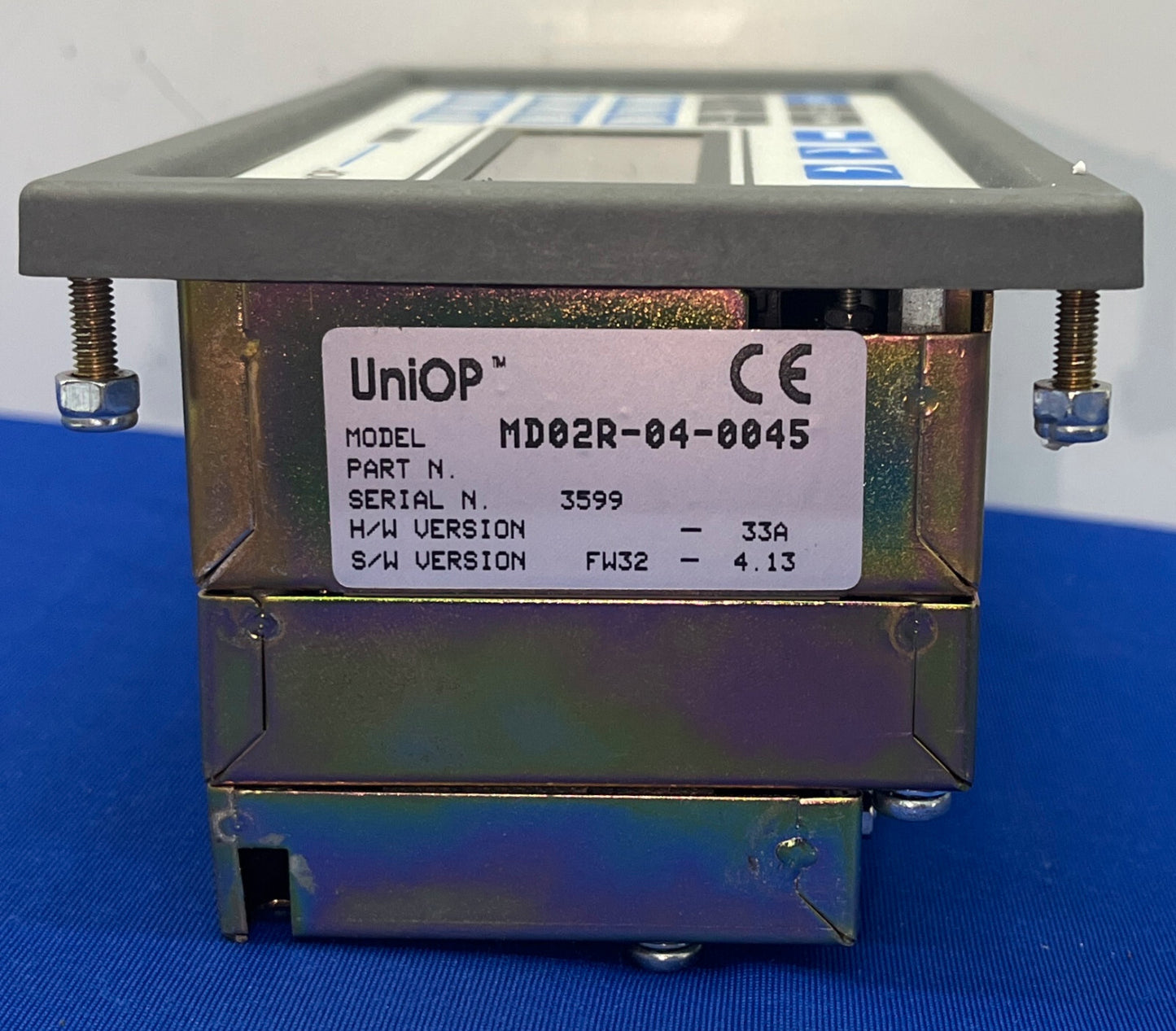 PANNEAU D'INTERFACE OPÉRATEUR DE CONTRÔLE UNIOP™ MD02R-04-0045 4 RANGÉES x 20 CARACTÈRES