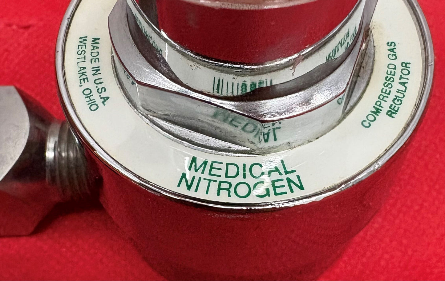 MEDICA WESTERN M1-580-PG NITROGEN FLOW GAUGE COMPRESSED GAS REGULATOR