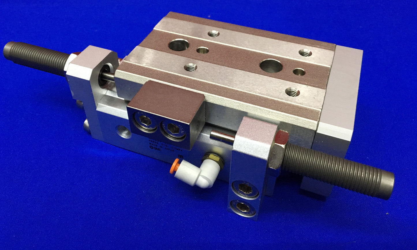 CORREDERA NEUMÁTICA SMC MXQ25-30B