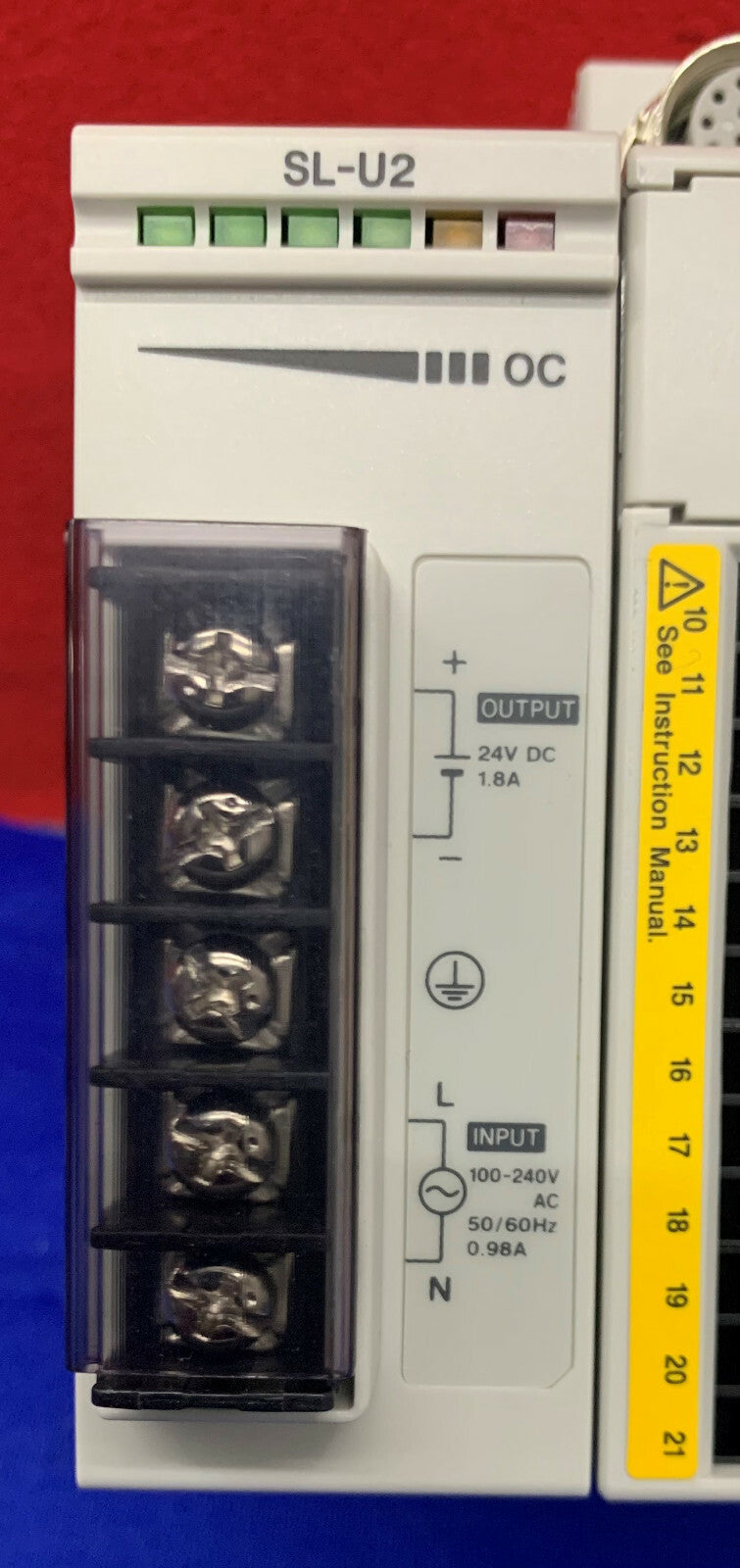 Keyence SL-T11R Veiligheidsrelais Terminal &amp; SL-U2 Voeding 24VDC