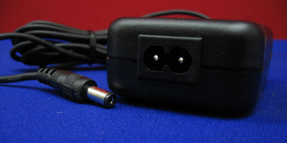 GROUP WEST 15 Volt DC 1660 mA 1.6A BUT-15-1660 AC POWER SUPPLY BUT 420-0050-1000