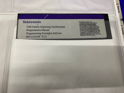 TEKTRONIX TDS 070-9556-00,FAMILY DIGITIZING OSCILLOSCOPES PROGRAMMER MANUAL
