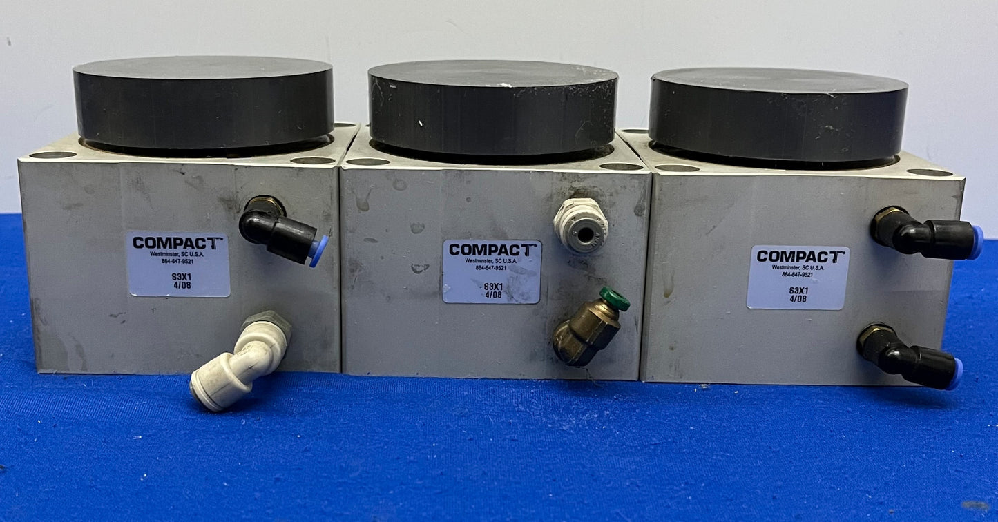 COMPACT INCH SQUARE BODY CYLINDER S3X1 BORE: 3 STROKE: 1 Lot of 3