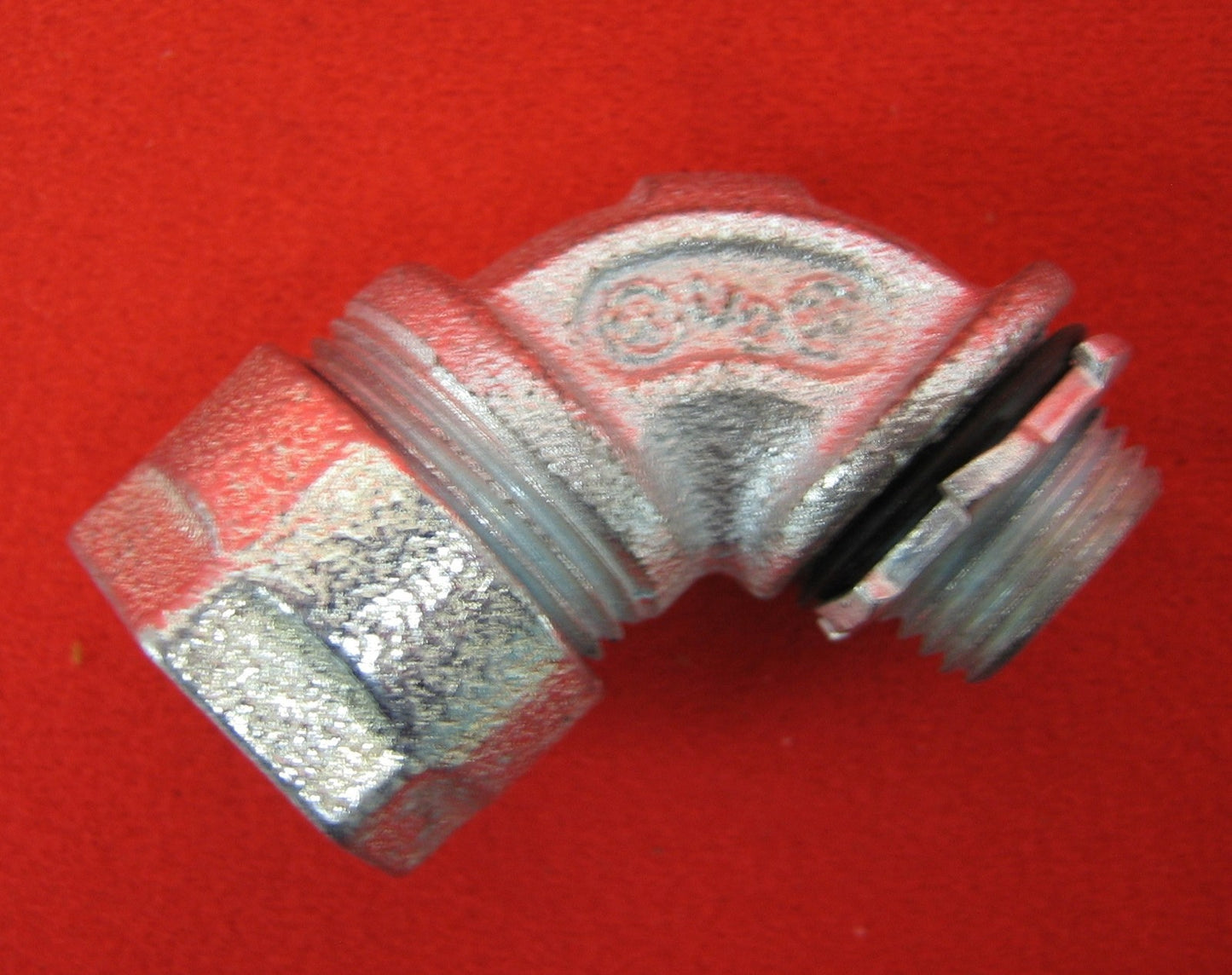 O-Z GEDNEY 1/2 INCH 90 DEG LIQUID TIGHT ELBOW,SOLD AS 1 LOT OF QTY 9