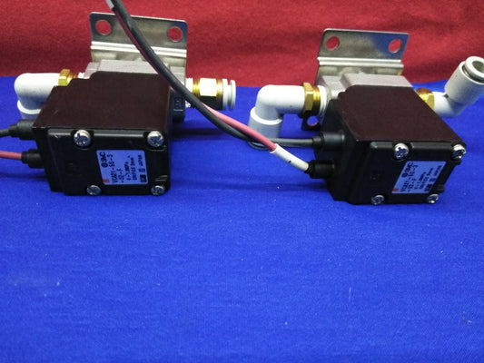 1 LOT OF QTY 2 - SMC VCA21-5G-3-02-F SOLENOID VALVES 24VDC