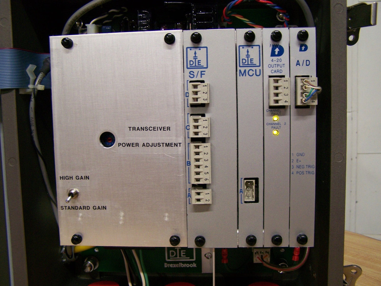 SISTEMA DI CONTROLLO DEL CHIARIFICATORE CCS 2000 DELLA DREXELBROOK ENGINEERING COMPANY