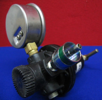 COILHOSE PNEUMATICS 8802 PRESSURE REGULATOR PRESSURE 0-125 with USG 0-600