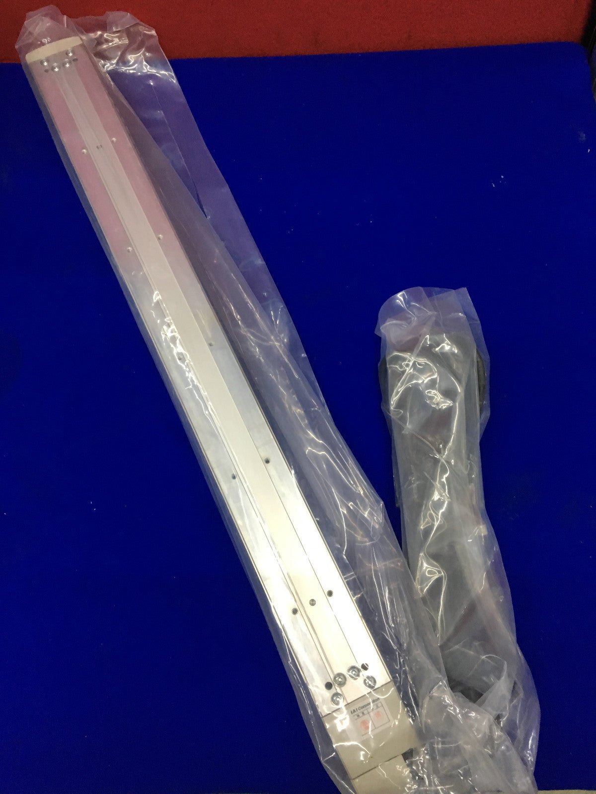 IAI CORPORATION DS-SA5L-450 LINEAR INTELLIGENT ACTUATOR