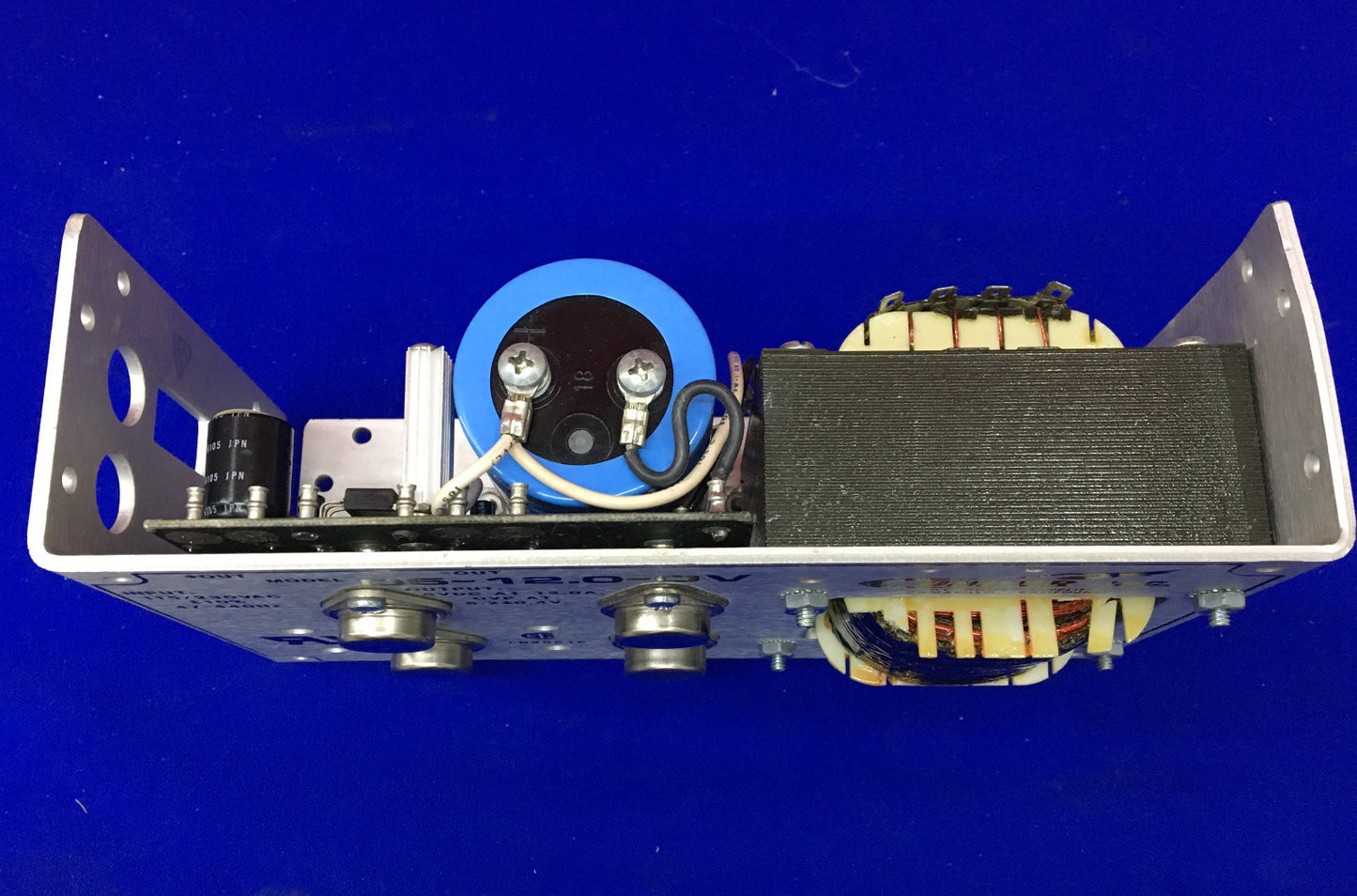 CONDOR INC. D5-12.0-0V 電源