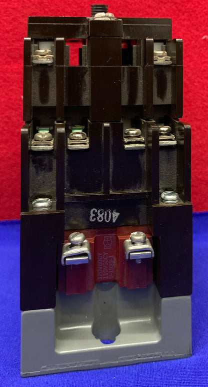 CUTLER-HAMMER TYPE M RELAY D26MB WITH D26MD / D26MPF