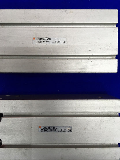 QTY 2 - SMC CDU25-60D FREE MOUNT CYLINDERS MAX PRESSURE 0.7 MPa