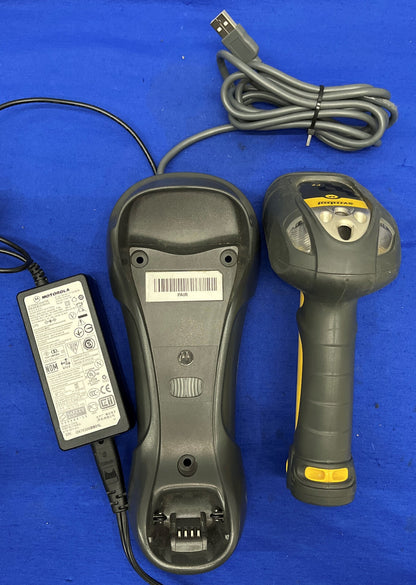 SYMBOL MOTOROLA BARCODE SCANNER LS3578-FZ2005WR mit LADEHALTERUNG