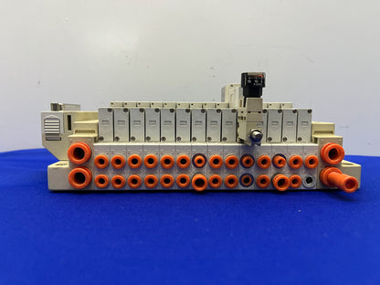 SMC SS5V1-1010983-03-1 GRUPPO BLOCCO COLLETTORE VALVOLA STAZIONE QTY 14 SV1100-5FU 
