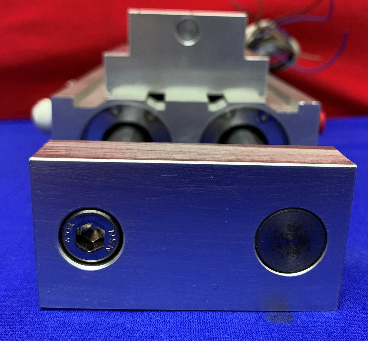 SMC CXSM32-50 Dual Rod Guided Cylinder with SMC D-Z76 Sensors