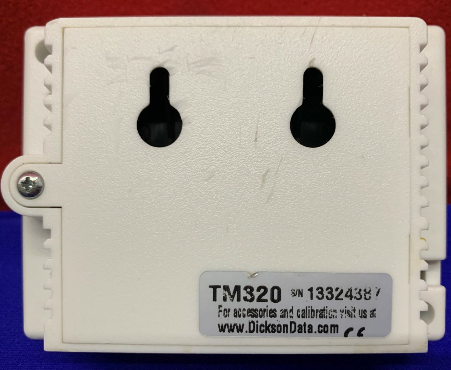 REGISTRADOR DE DATOS DE TEMPERATURA Y HUMEDAD DICKSON TM320 SIN TARJETA DE MEMORIA 