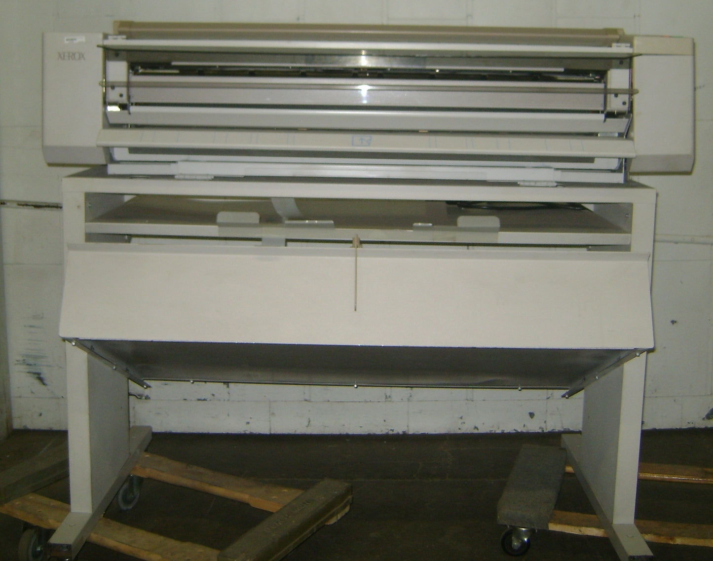 XEROX MODEL 2520 COPIER Plotter (FOR BIG SHEETS)  115 VOLTS  60 HZ 12 AMPS
