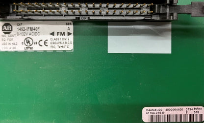 1 ロット 2 個 - Allen Bradley 1492-IFM40F 端末インターフェース モジュール 0-132 V AC / DC 