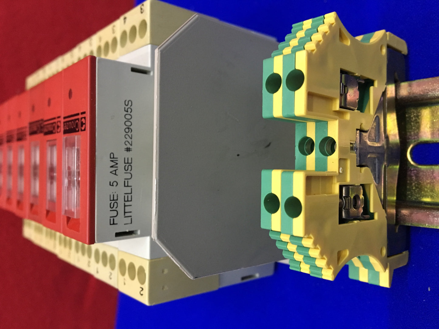CROUZET GORDOS GMS-ODC 84130104 DIN RAIL MOUNTABLE SINGLE POINT OUTPUT MODULES
