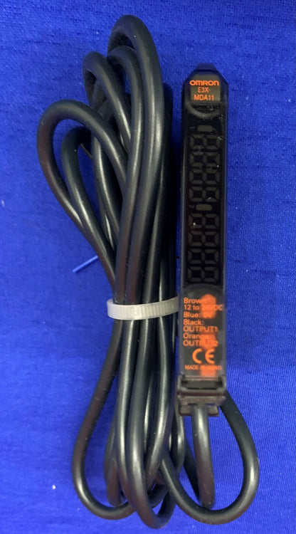 Capteur photoélectrique OMRON E3X-MDA11 12 à 24 VCC