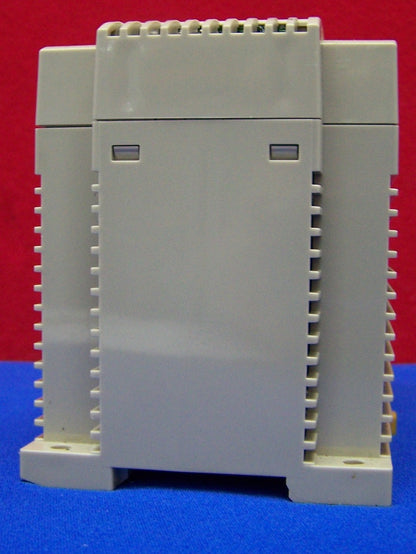 ALIMENTATORE OMRON S82K-10024