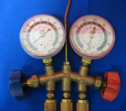 J/B YELLOW JACKET 3 HOSES CHARGING HOSE 2500 PSI (172 BAR) WITH GAUGES