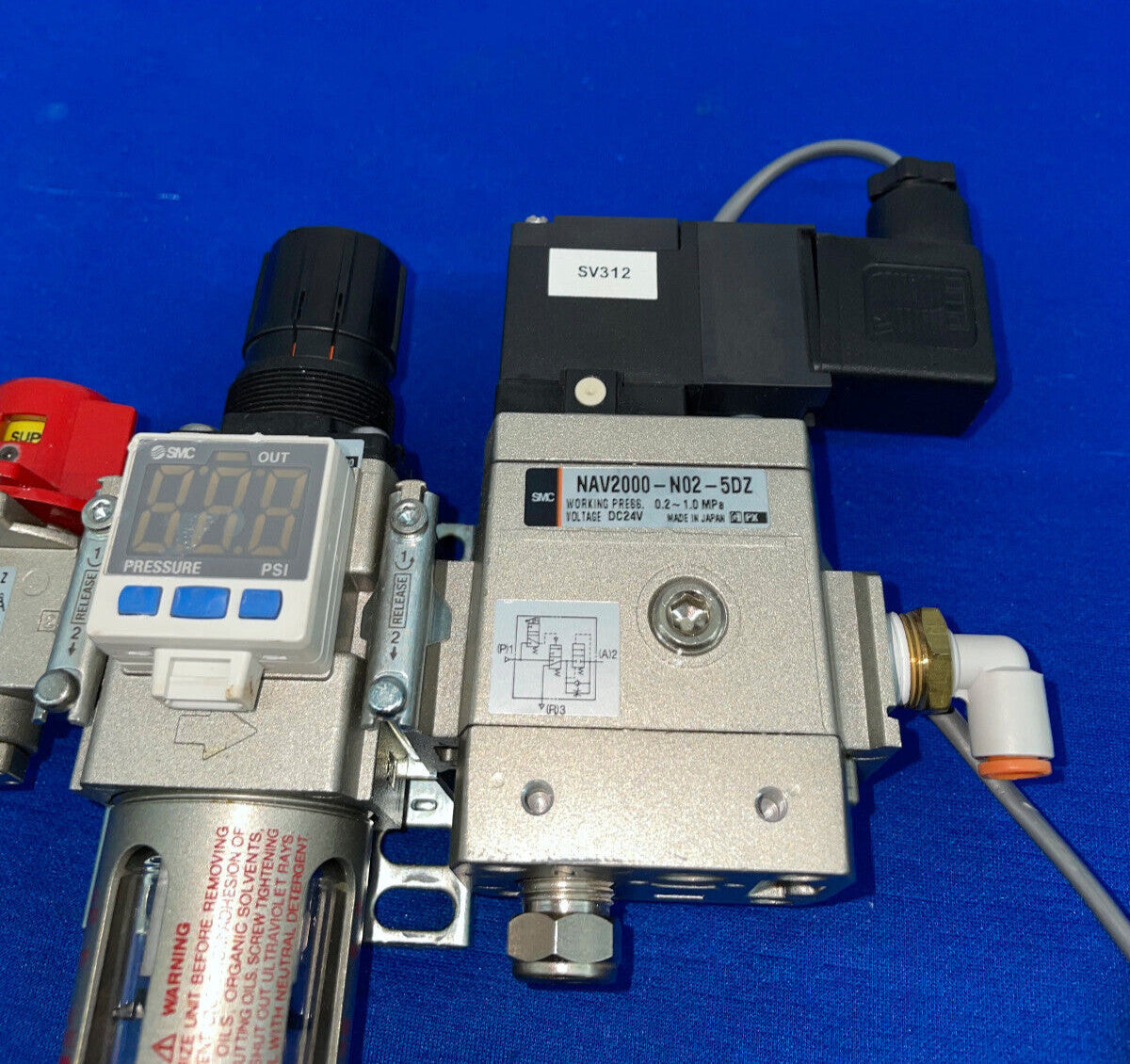 SMC-KLEP MET ISE35-N-65-P DIGITALE UITLEZING &amp; NAV2000-NO2-5DZ &amp; VHS20-NO2-2