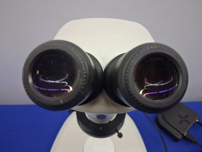 MICROSCOPE NIKON SMZ 745 6,7X-50X AVEC SUPPORT NIKON C-PSN 213406 ET ÉCLAIRAGE LED 