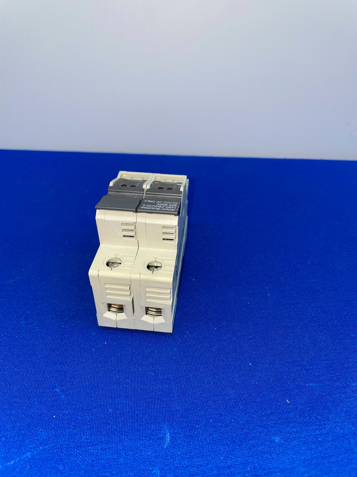 ALLEN-BRADLEY, 1492-FB2C30-L, SERIES B, FUSE HOLDER CLASS CC, 1 LOT QTY 4