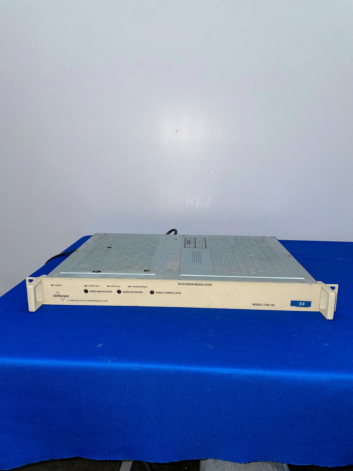COMMUNICATION MICROWAVE CORP., TVM-102, COM WAVE, TELEVISION MODULATOR