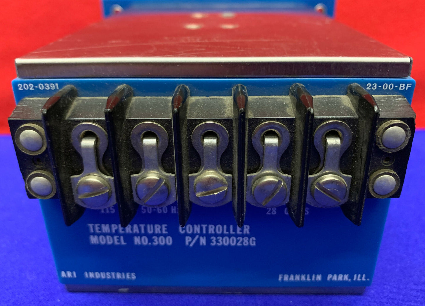 ARI INDUSTRIES STAN-TROL P/N 330028G MODEL NO.300 TEMPERATURE CONTROLLER